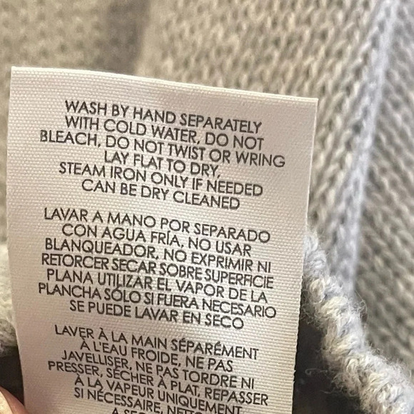 CAbi Glacier Cable Kit‎ Poncho Gray Pullover Sweater Size Small Style 3003 - Picture 6 of 12